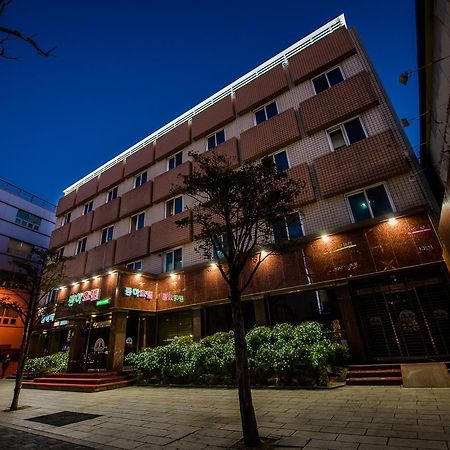 Gangneung Donga Hotel Eksteriør bilde